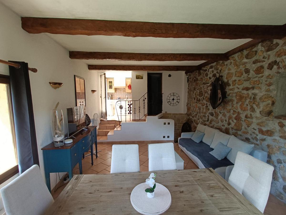 Appartement privatisé dans maison Utelle Extérieur photo
